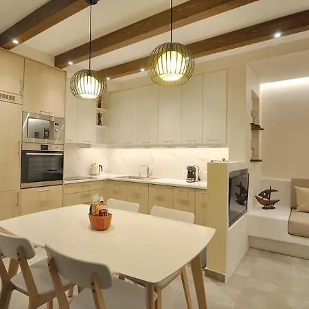 Kyanis , Karpathos Vilă *