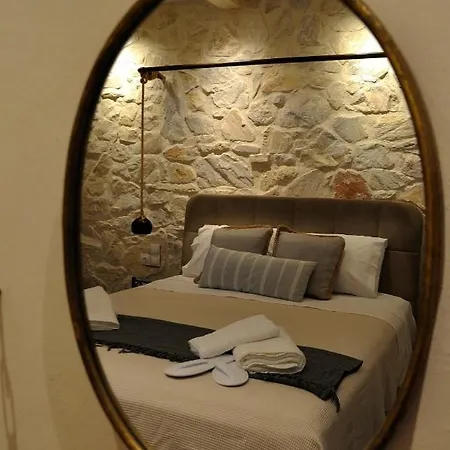 Vilă Kyanis , Karpathos