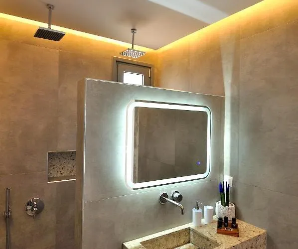 فيلة Kyanis , Karpathos Afiartis